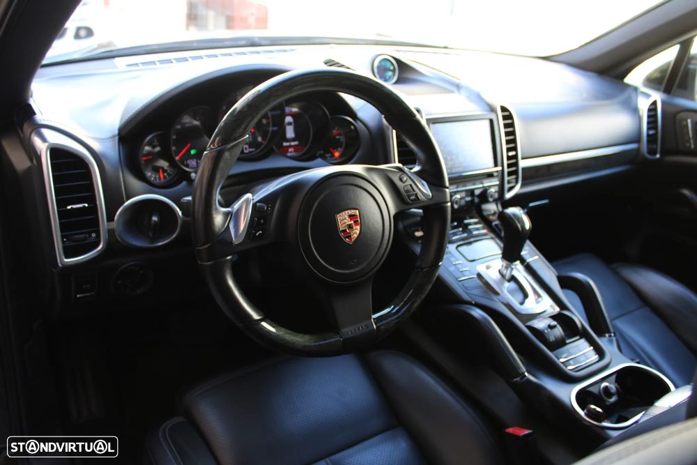 Porsche Cayenne 3.0 V6 - 21