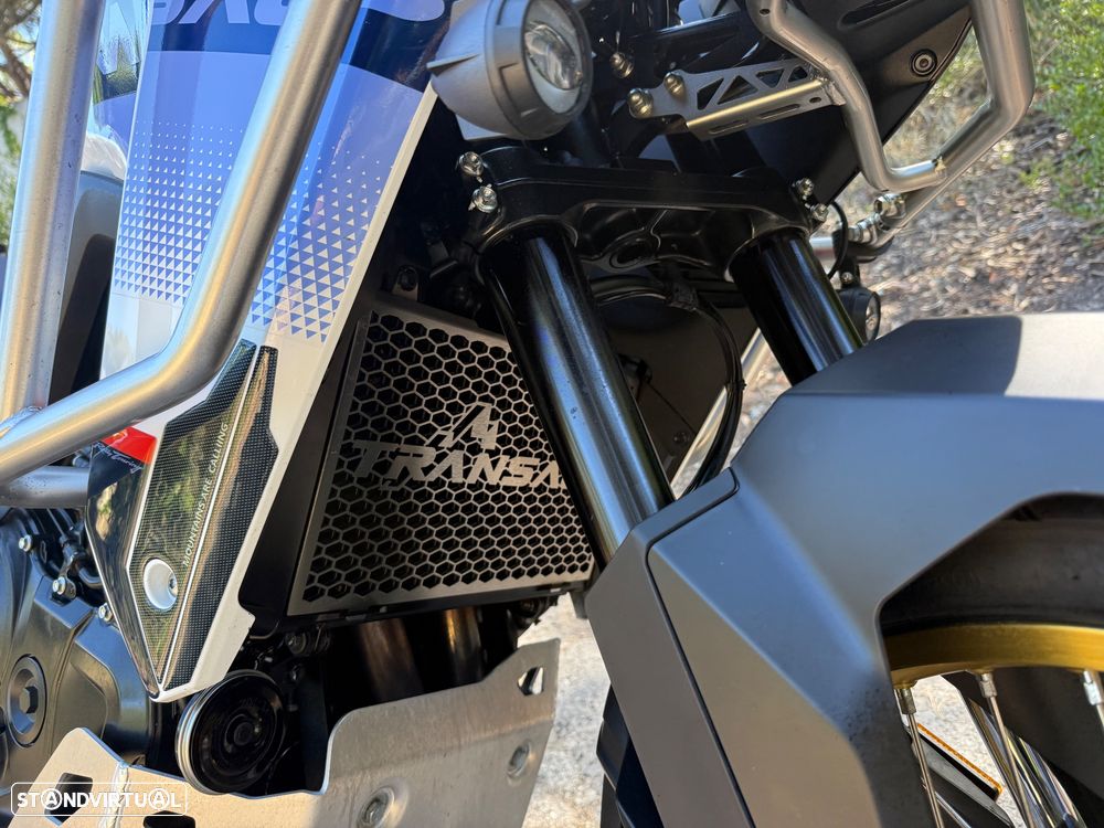 Honda Transalp 750 - 27