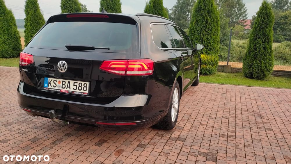 Volkswagen Passat 2.0 TDI SCR Elegance - 5
