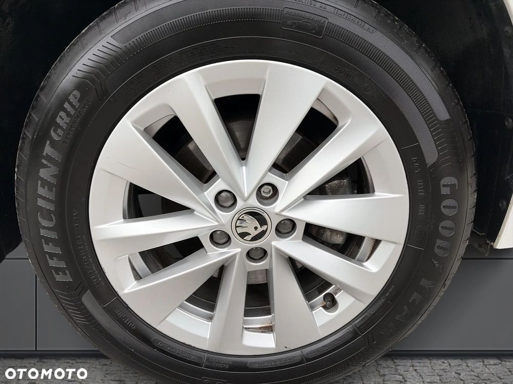 Skoda Kamiq 1.0 TSI Ambition DSG - 32