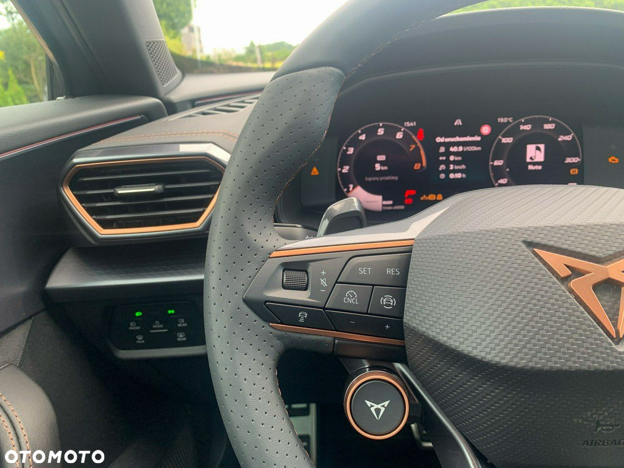 Cupra Formentor - 15