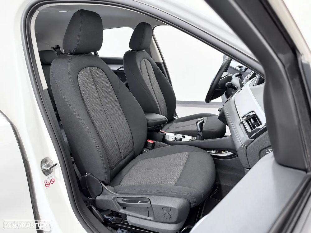 BMW X2 16 d sDrive Advantage - 37