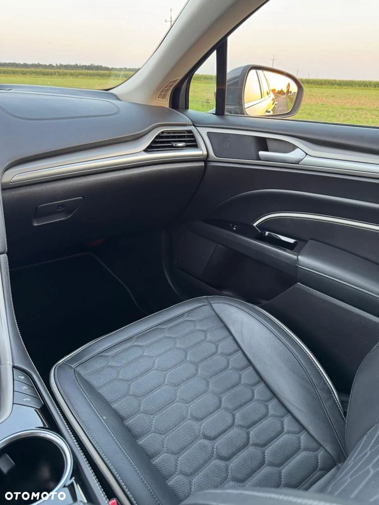 Ford Mondeo Vignale 2.0 TDCi Bi-Turbo PowerShift - 11