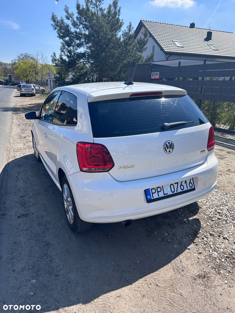 Volkswagen Polo 1.6 TDI DPF Highline - 4