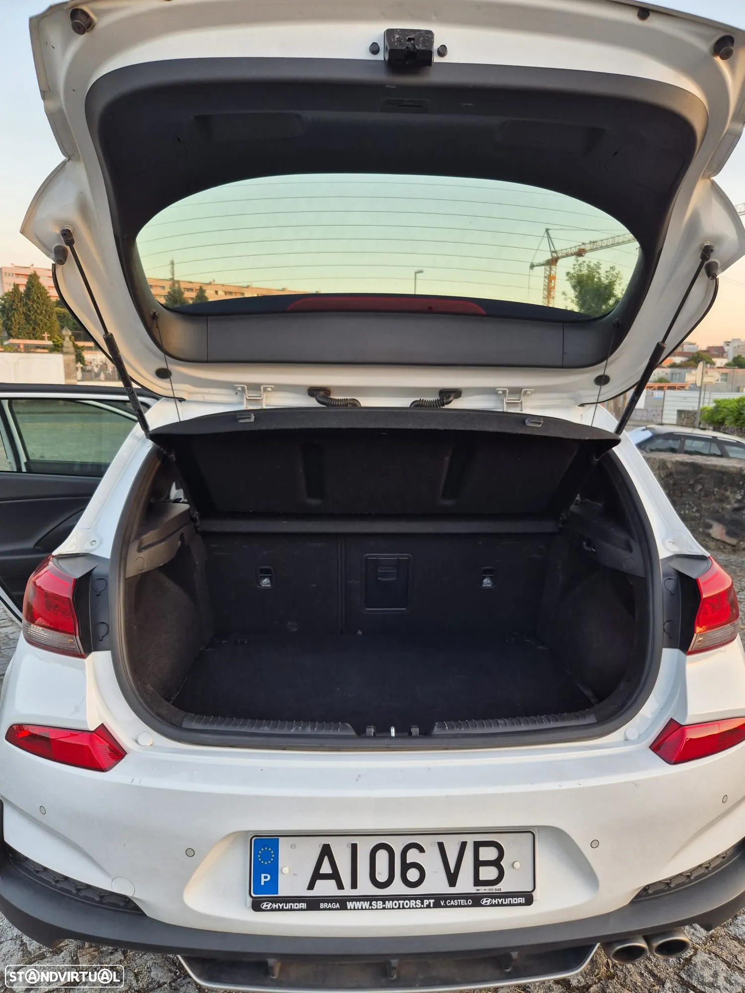 Hyundai i30 1.6 CRDi N-Line 7DCT - 10