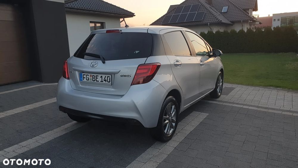 Toyota Yaris - 6