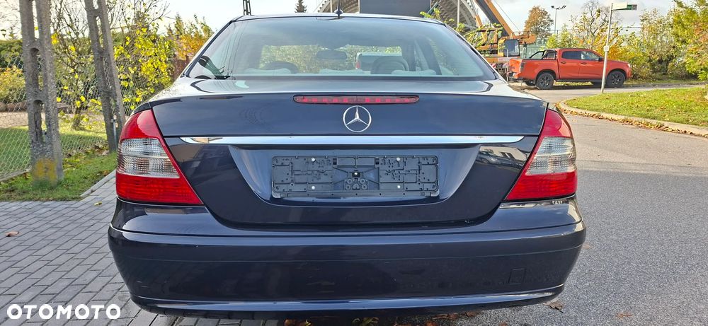 Mercedes-Benz Klasa E 200 CDI Classic - 11