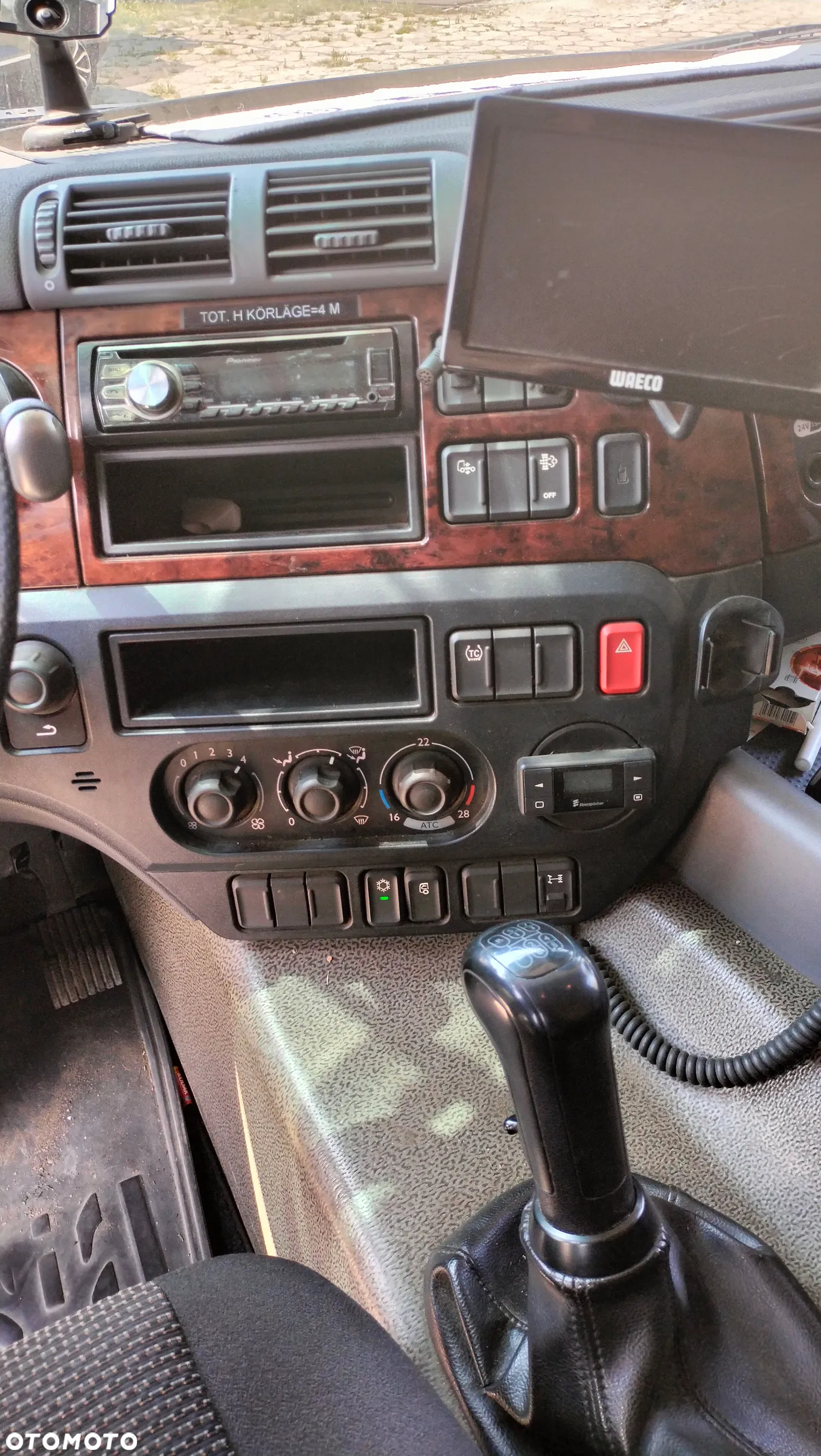 DAF CF - 16