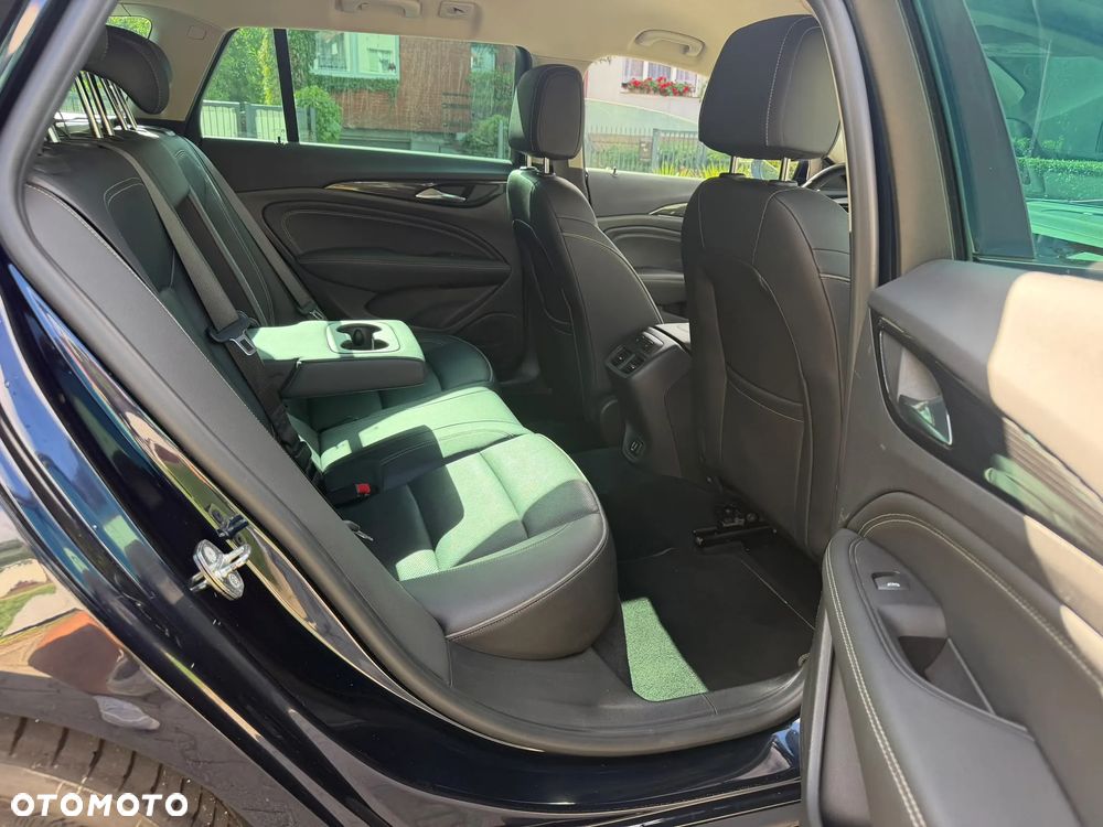 Opel Insignia 2.0 BiTurbo D 4x4 Automatik Ultimate Exclusive - 32