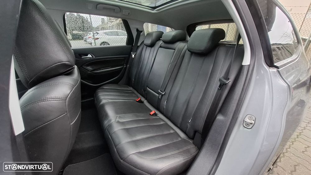 Peugeot 308 SW BlueHDi 120 Stop & Start GT-Line Edition - 28