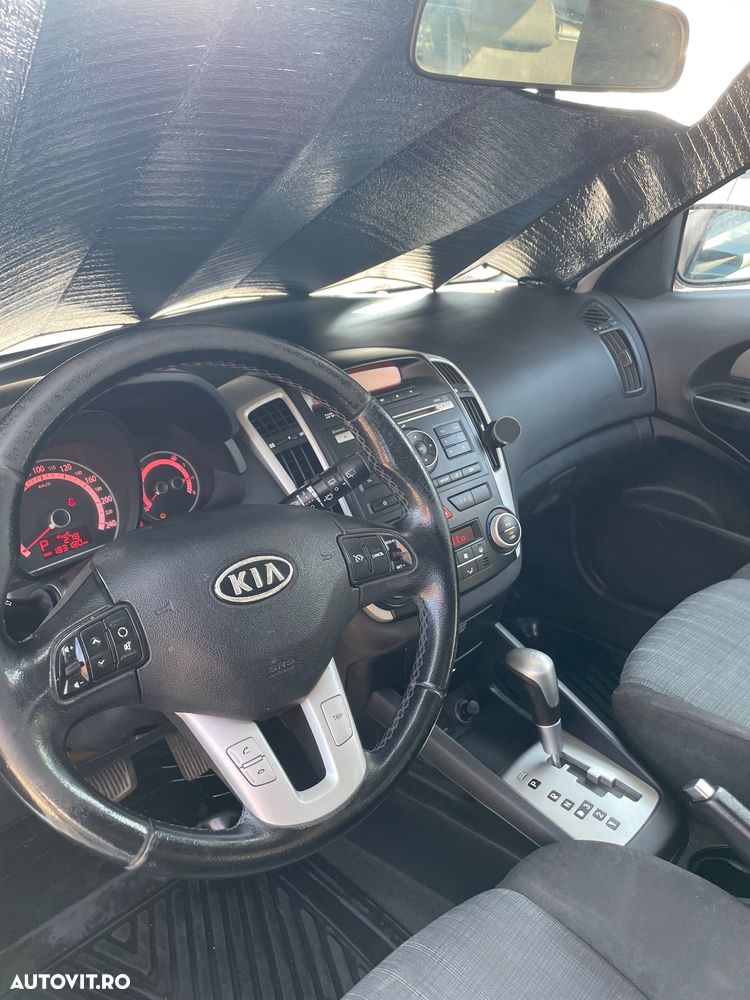 Kia Ceed 1.6 CRDi 115 Automatik Spirit - 17