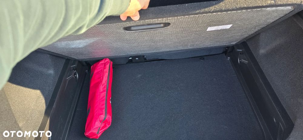 Renault Captur 1.3 TCe Intens EDC - 18