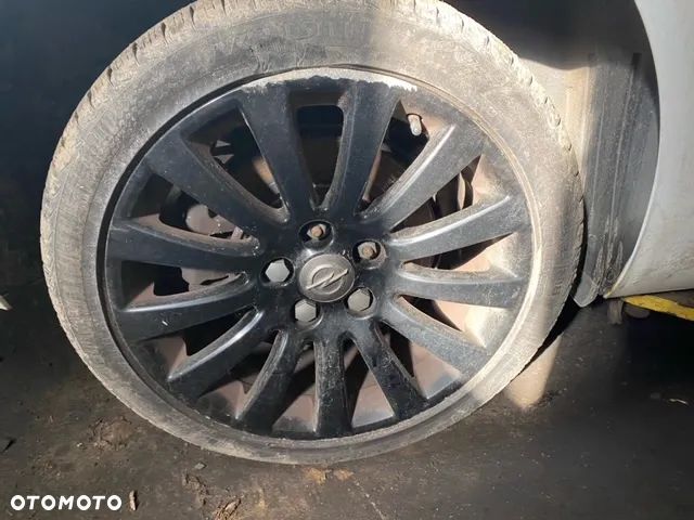 FELGI ALUMINIOWE 18' KOMPLET OPEL INSIGNIA A - 2