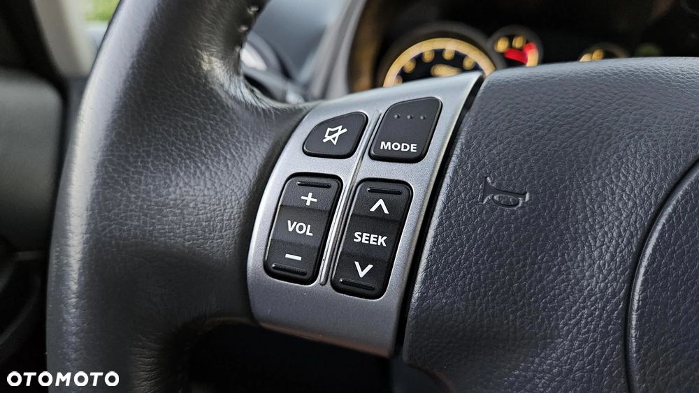Suzuki SX4 1.6 Premium - 31