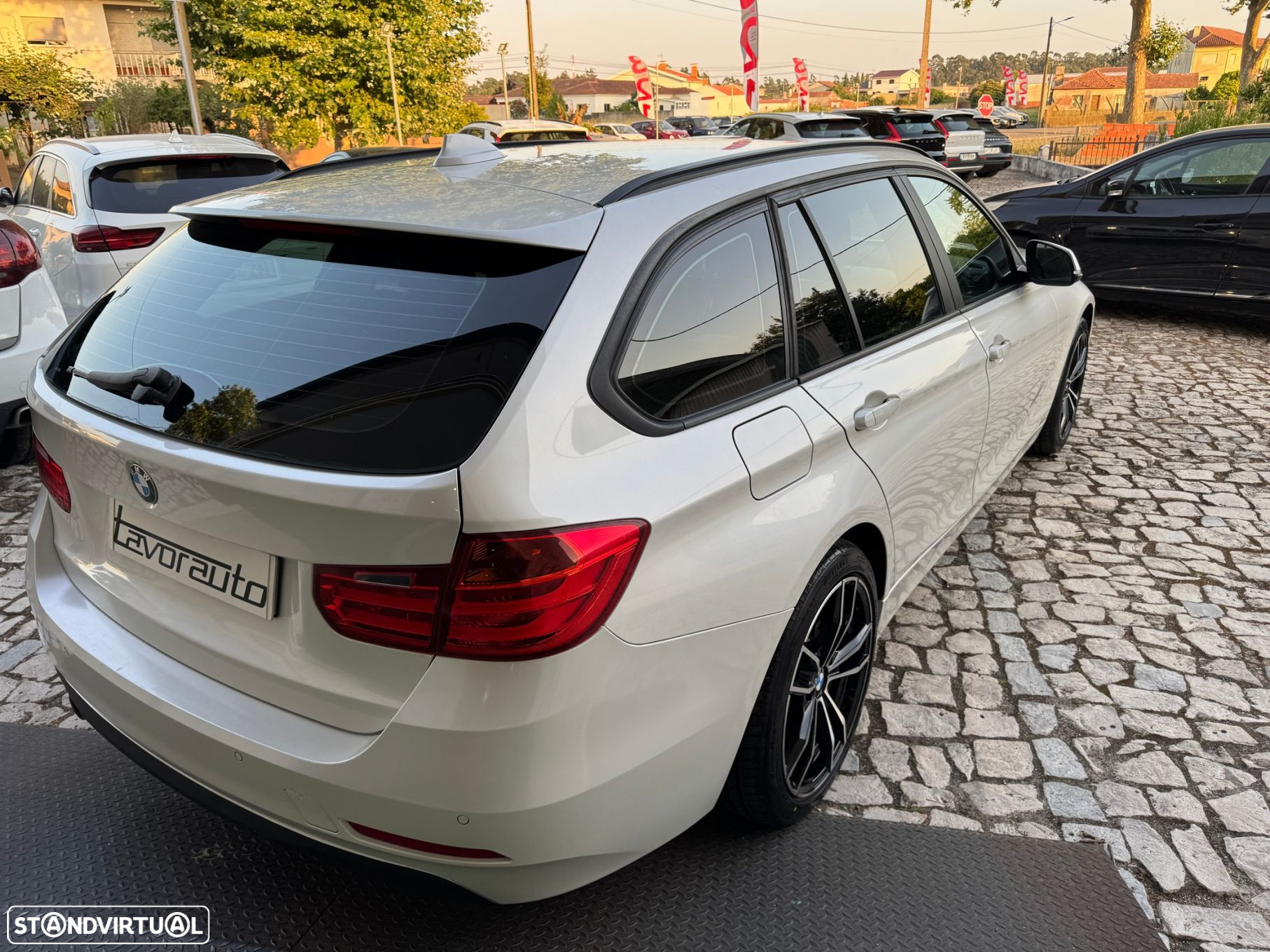 BMW 320 d Touring Auto Line Modern - 6