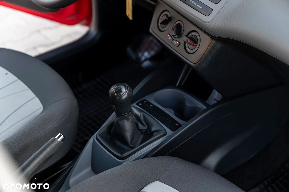 Seat Ibiza 1.2 12V Style - 28
