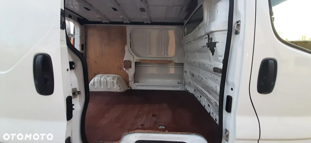 Opel Vivaro - 33