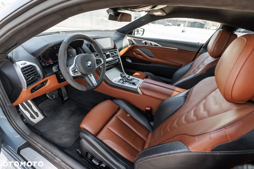 BMW Seria 8 - 30