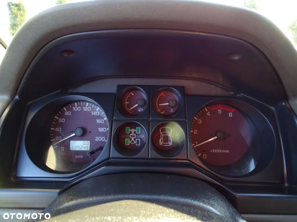 Mitsubishi Pajero 3.2 DID 7os - 13