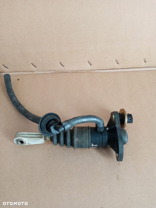 Pompka sprzęgła wysprzęglik Audi A4 B6 8E1721401K - 1
