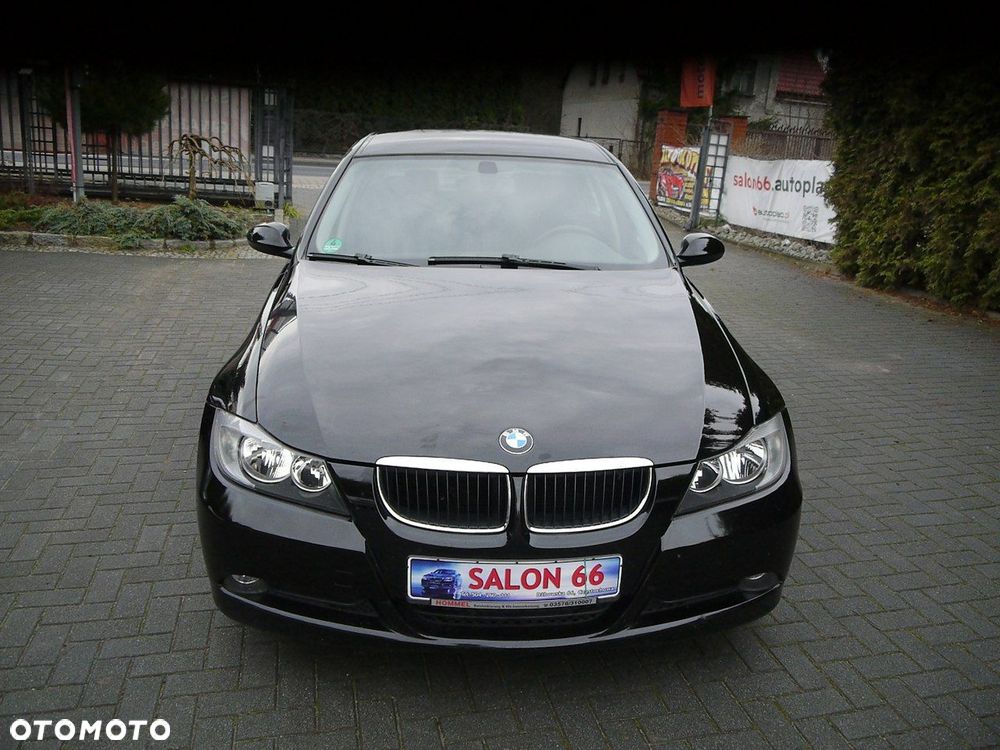 BMW Seria 3 320i - 4