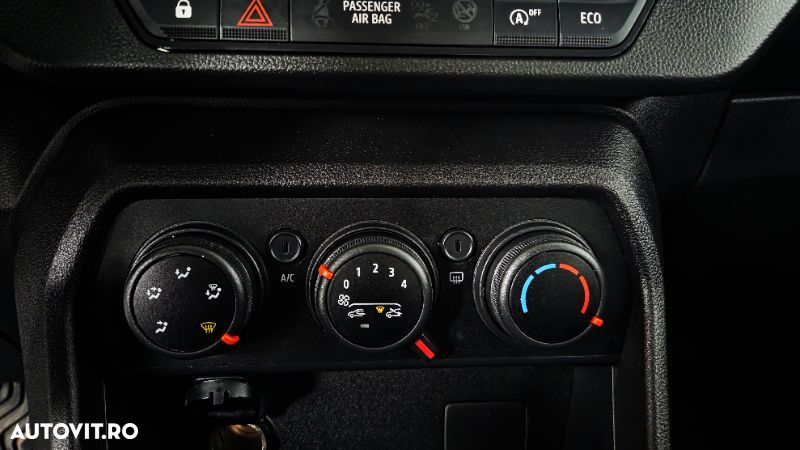 Dacia Logan TCe 90 MT5 Essential - 18