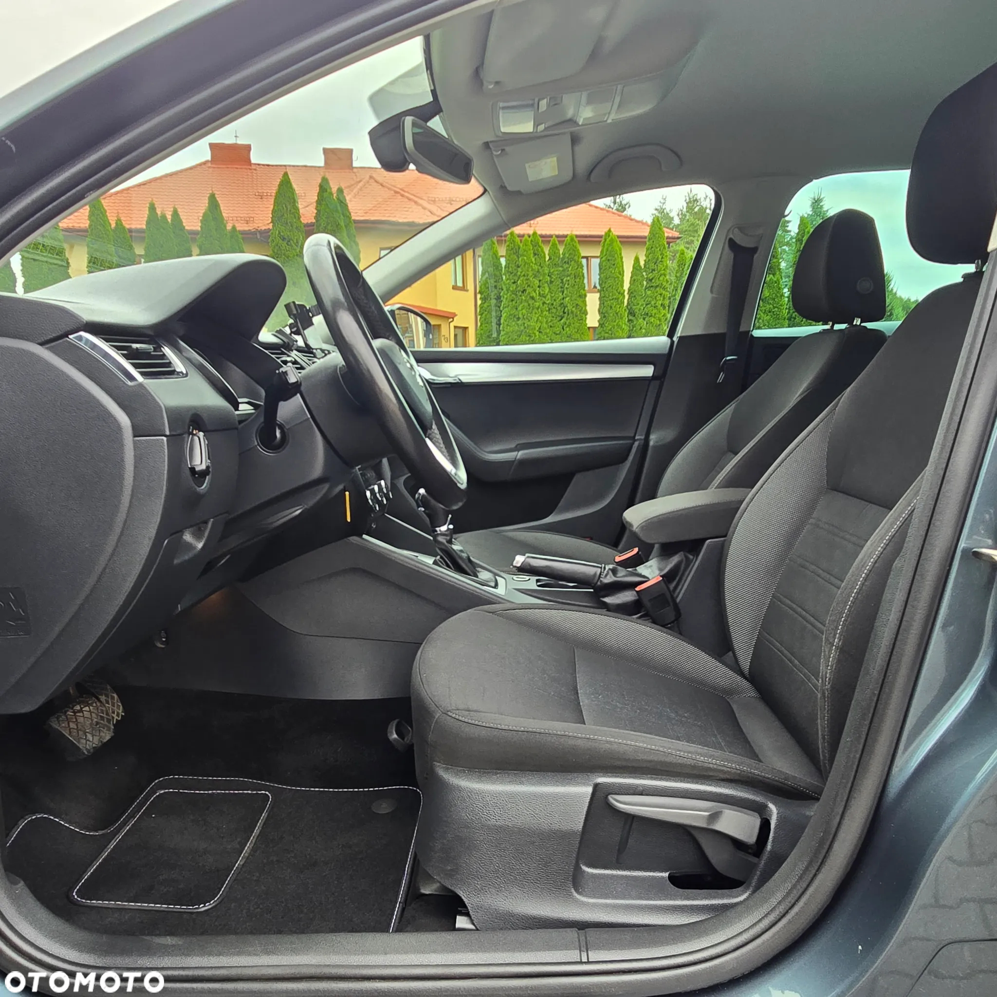 Skoda Octavia Combi 1.6 TDI DSG Style - 21