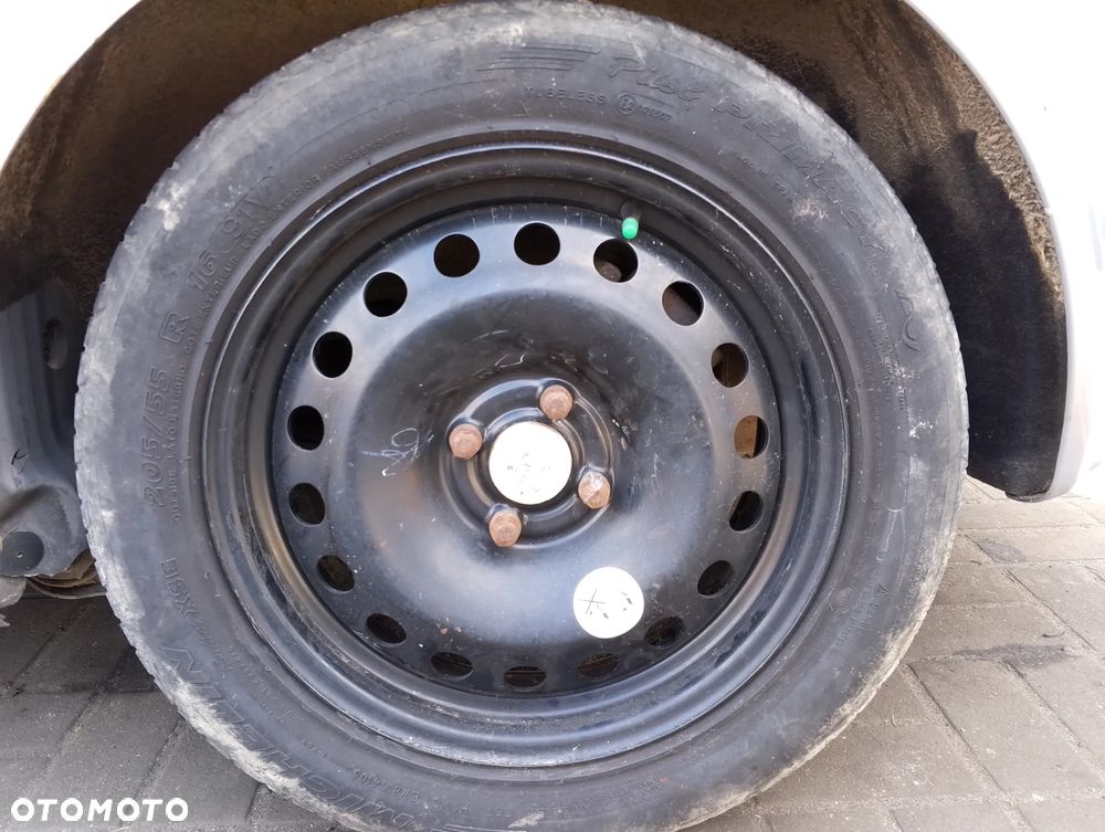 Renault Megane Scenic II (03-06r.) 1.6B 112KM. Silnik K4M 782 (K4M782),  K4M 761 (K4M761)  Skrzynia JR5 104 (JR5104),  8200210038,  A040566   lakier TEA19.Cały na części. GWARANCJA !!! Przód Tył Zestaw Komplet Drzwi Klapa Zderzak Błotnik Maska Grill Atrapa Szyba Pas Lampa Lusterko Boczki Fotel Kanapa Kokpit Deska Rozdzielcza Przełącznik Włącznik Sterownik Przewody Wiązka Instalacja Moduł Komputer Czujnik Listwa Pompa Alternator Wtryski Głowica Rozrusznik Kompresor Sprzęgło Dwumas Silnik Skrzynia ABS Klimatyzacji Paliwa Wspomagania Kolektor Turbina Przepustnica Zawór Chłodnica Koło Hak Belka Sanki Zawieszenie Mcpherson Półoś Amortyzator Wydech Tłumik Zacisk Most - 8