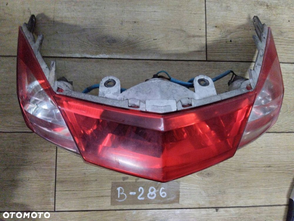 kymco downtown 300 i lampa tył - 2