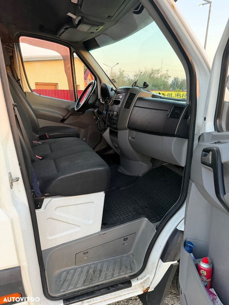 Mercedes-Benz Sprinter - 10