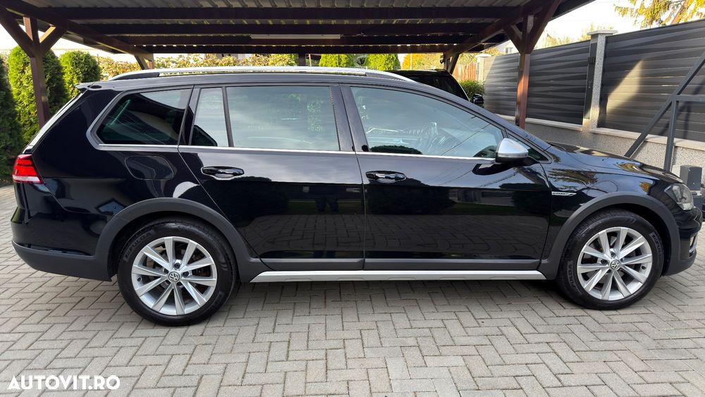 Volkswagen Golf Alltrack 2.0 TDI 4Motion BlueMotion Techn DSG - 25