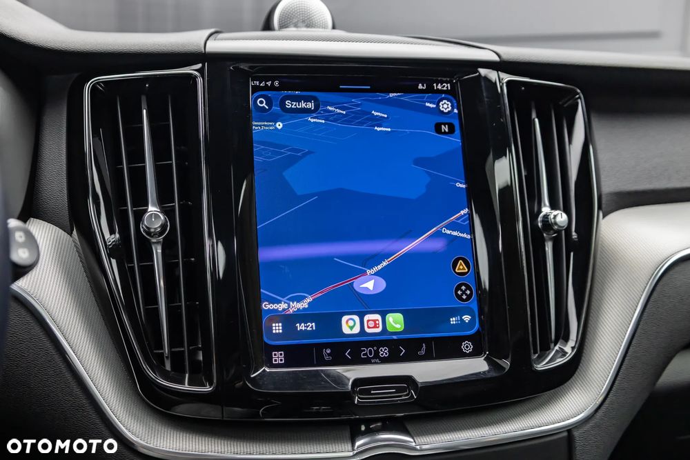 Volvo XC 60 T8 Plug-In Hybrid AWD R-Design - 23