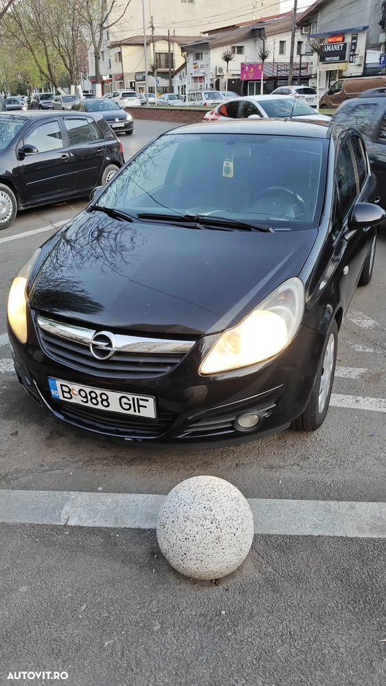 Opel Corsa - 1