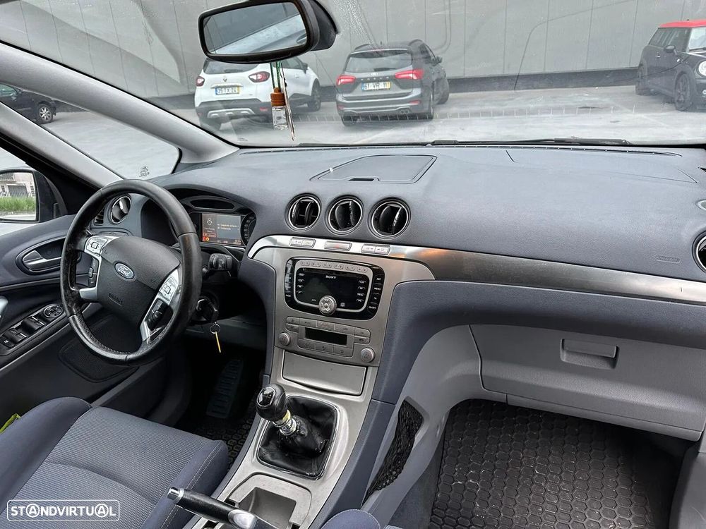 Ford S-Max 1.8 TDCi Titanium 7L - 6