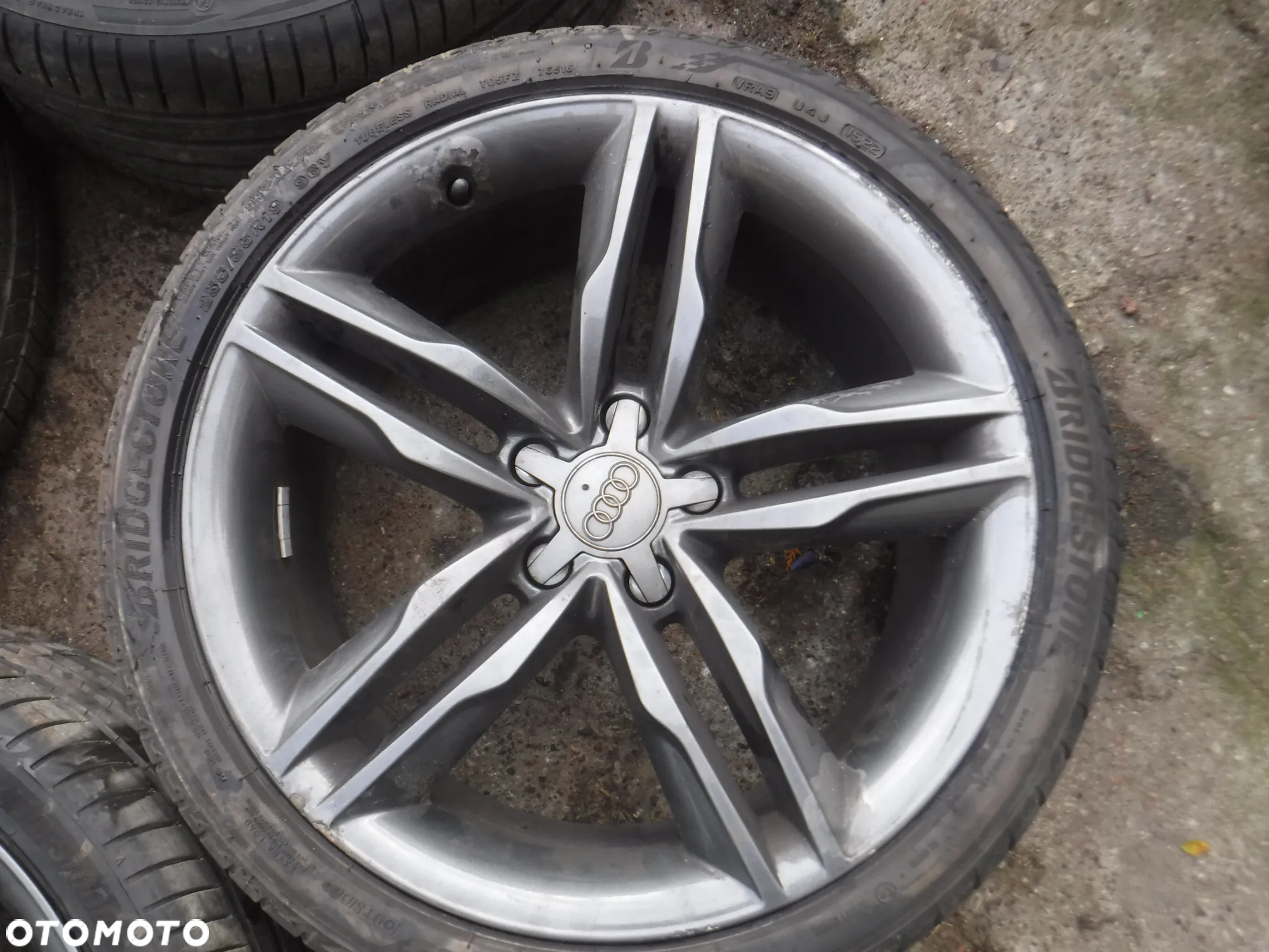 Audi S4 A4 S5 A5 A6 A7  Q3 Q5 alufelgi opony 8T0601025H  5x112 ET32 8.5J 19 255/35/19 - 2