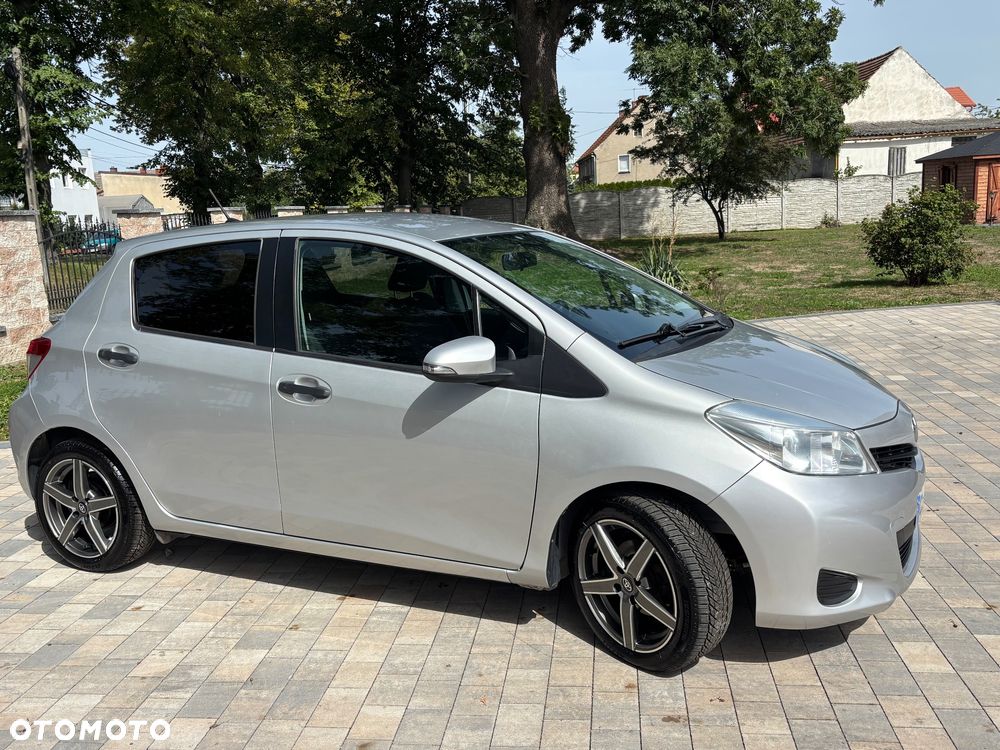 Toyota Yaris 1.4 D-4D Comfort - 14