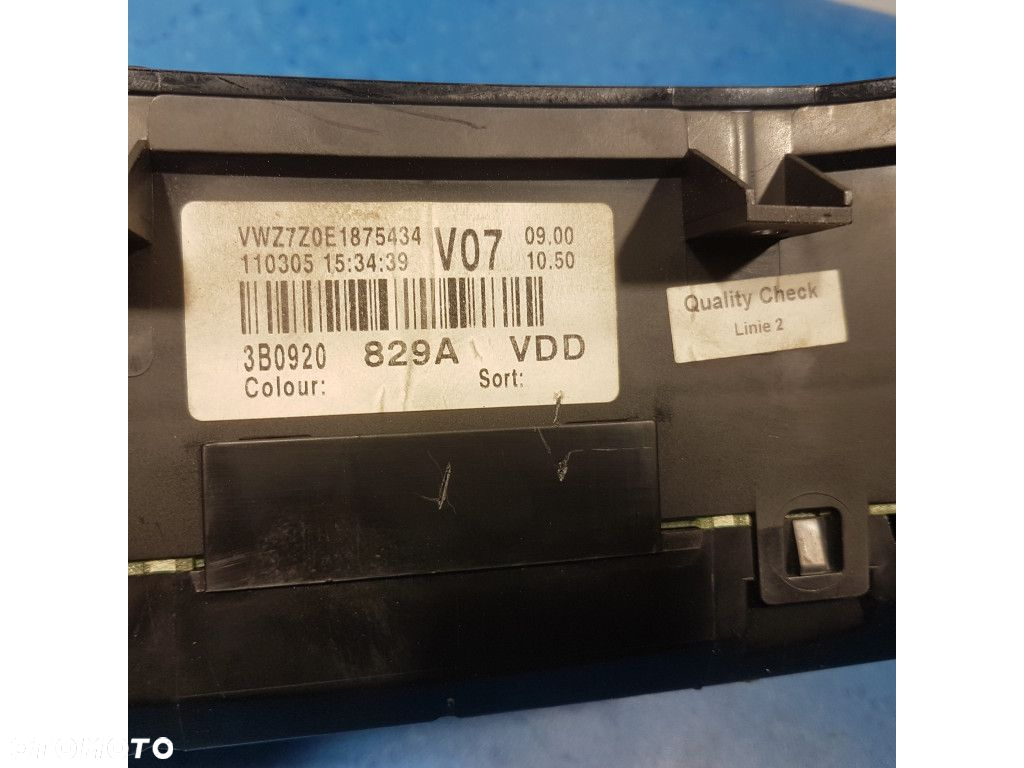LICZNIK 3B0920829A VW PASSAT B5 FL - 5