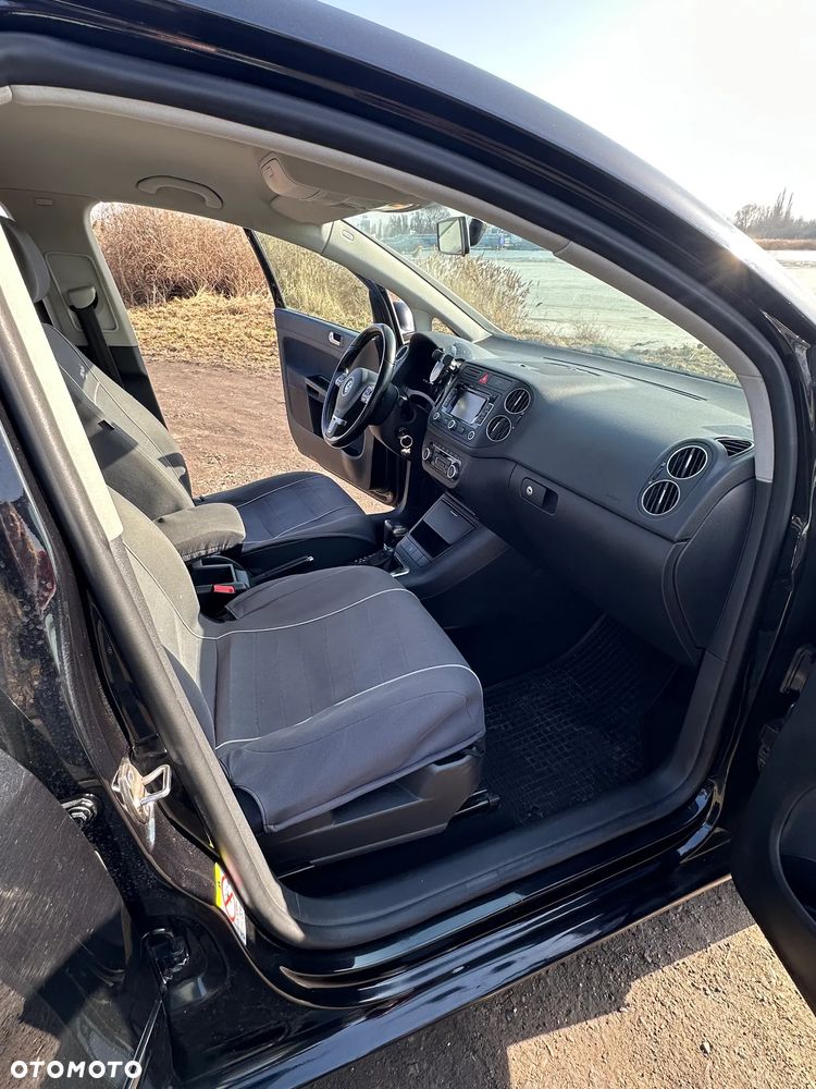 Volkswagen Golf Plus - 14