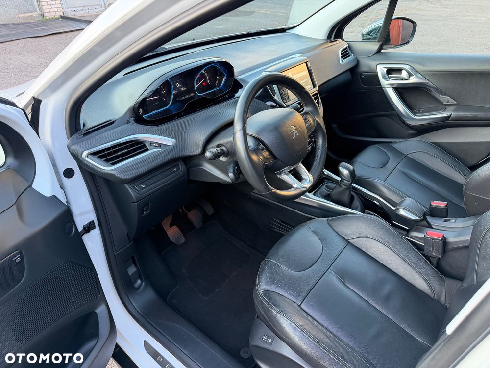 Peugeot 2008 120 VTI Allure - 9