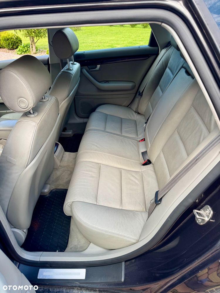 Audi A4 Avant 2.0 TDI Multitronic - 14