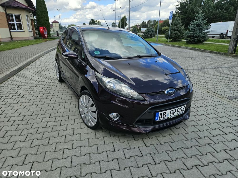 Ford Fiesta 1.25 Champions Edition - 4