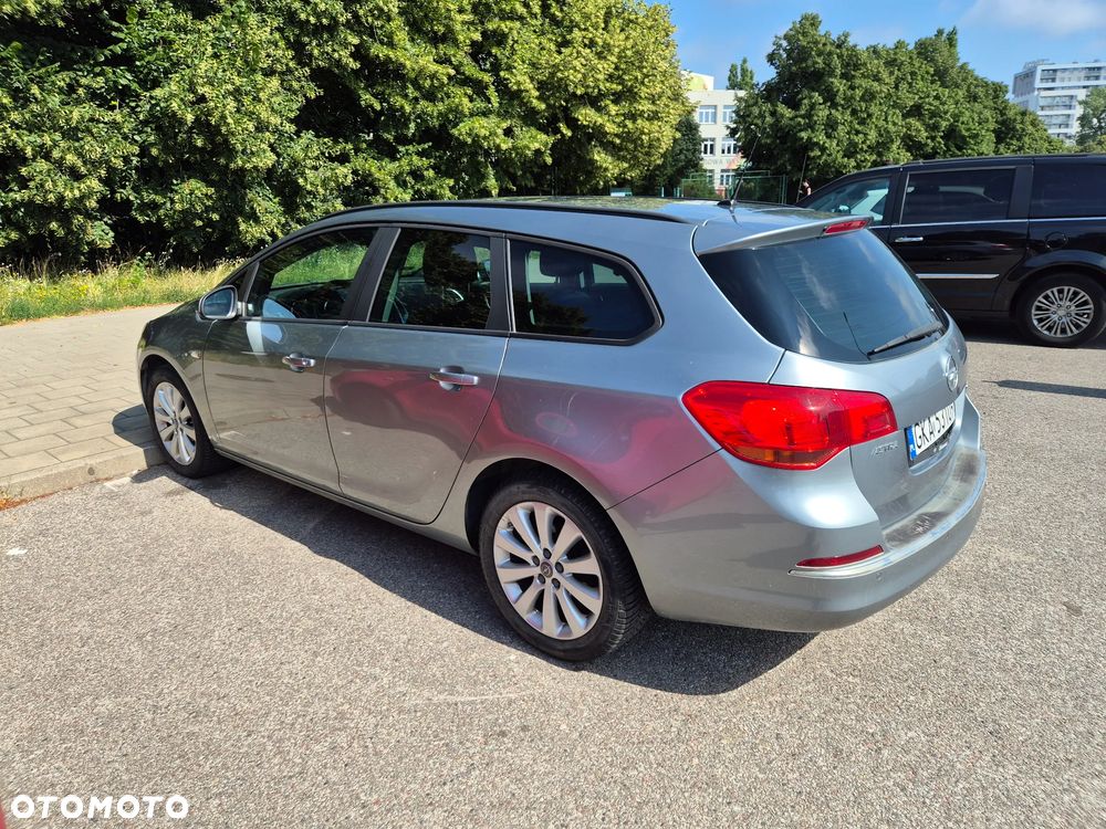 Opel Astra 1.4 Turbo Design Edition - 4