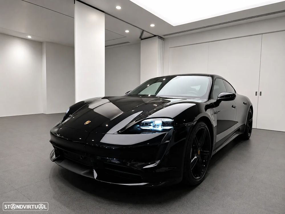 Porsche Taycan Turbo - 1
