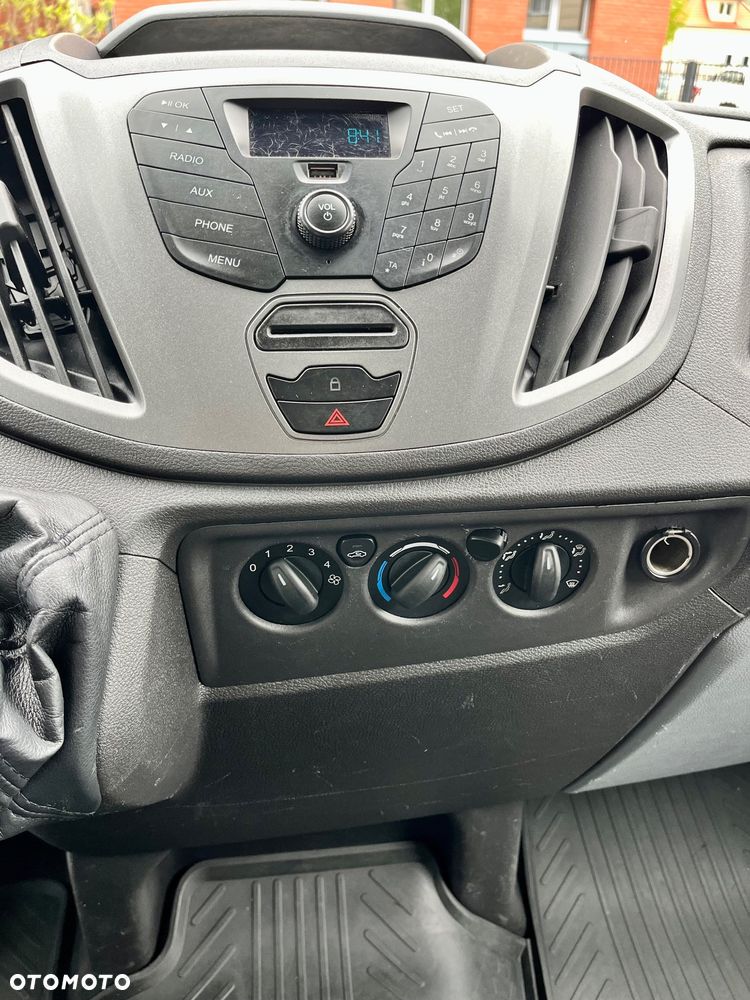 Ford Transit - 23