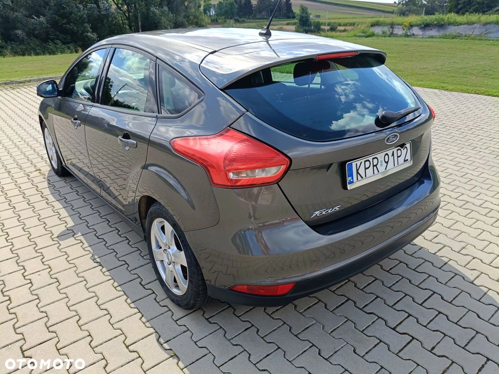 Ford Focus 1.6 Trend - 5