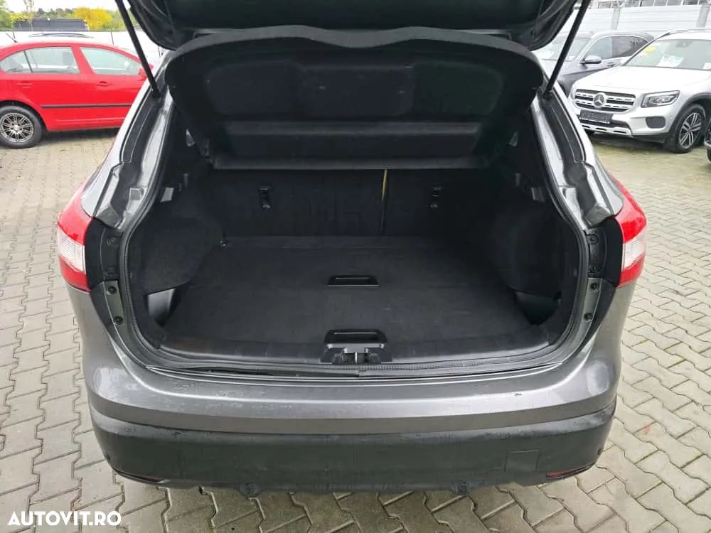 Nissan Qashqai 1.5 DCI Start/Stop N-Connecta - 12