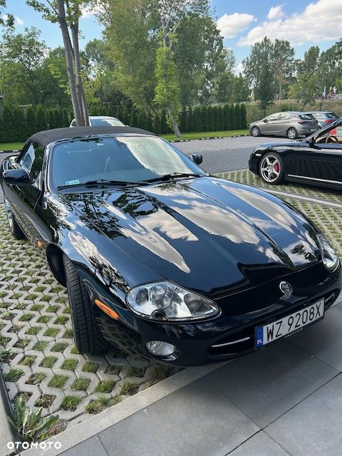 Jaguar XK8 Cabriolet - 3