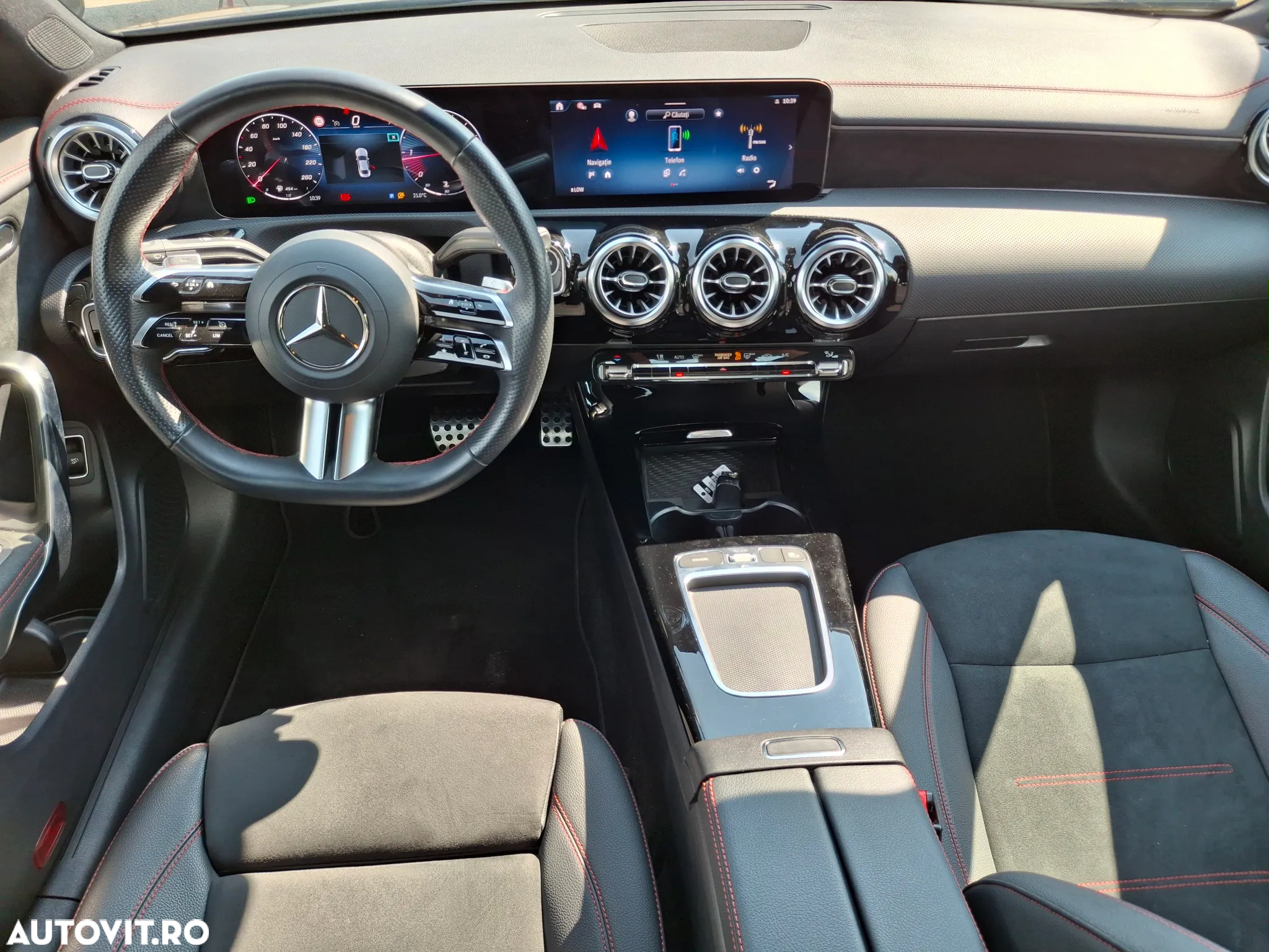 Mercedes-Benz CLA - 13