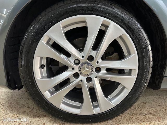 Mercedes-Benz C 180 CDi Avantgarde BlueEfficiency - 22