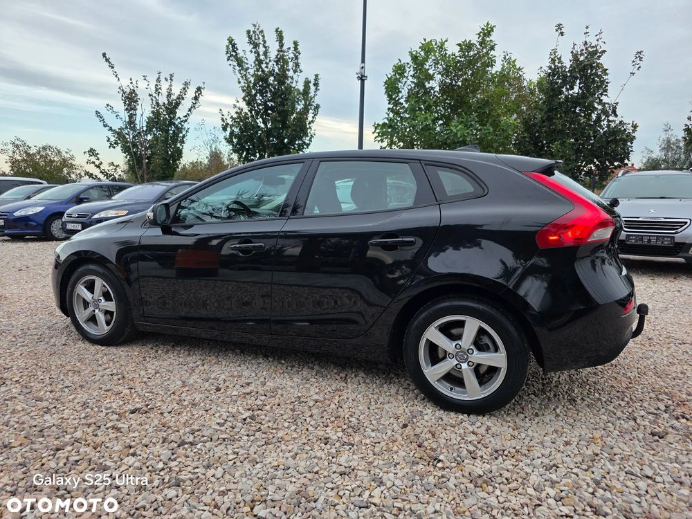 Volvo V40 D2 Momentum - 18